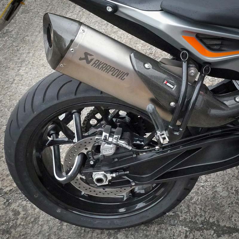 #colour_quartz white